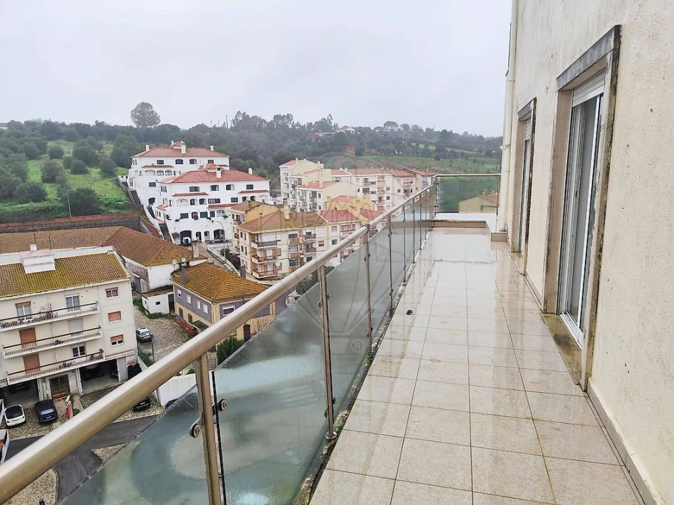 Apartamento T2 para Venda em Azambuja Foto 24