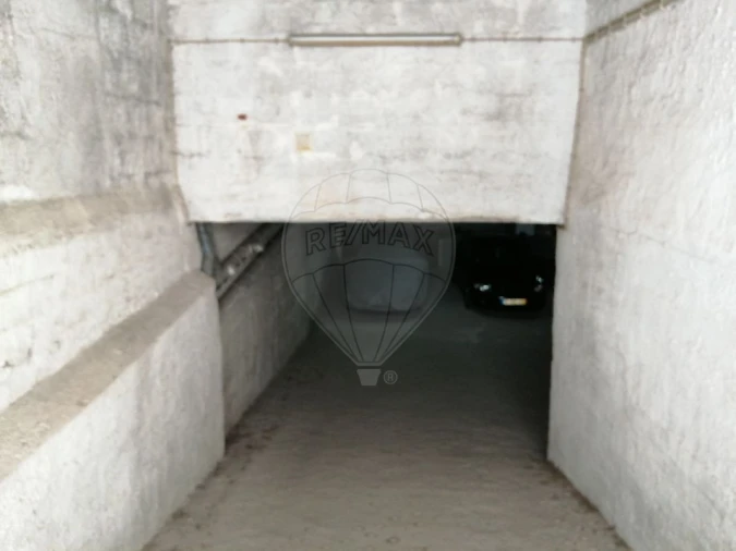 Garagem para Venda em Barreiro e Lavradio Foto 4