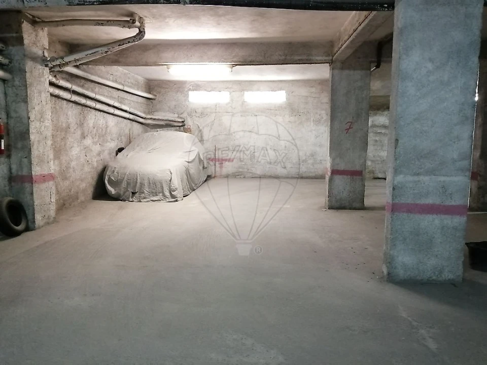 Garagem para Venda em Barreiro e Lavradio Foto 6