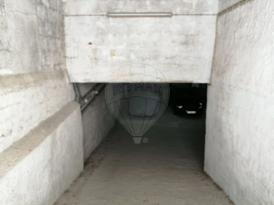 Garagem para Venda em Barreiro e Lavradio Foto 4