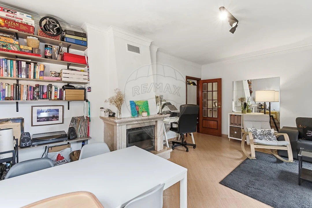 Apartamento T2 para Venda em Cacém e São Marcos Foto 19