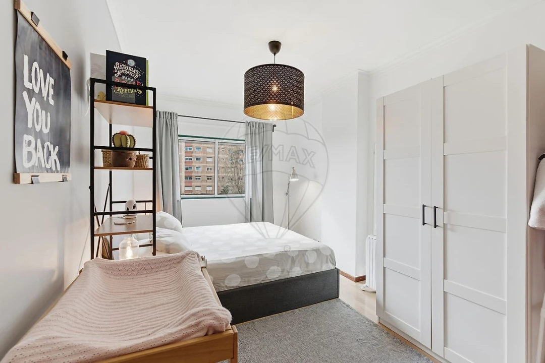 Apartamento T2 para Venda em Cacém e São Marcos Foto 5