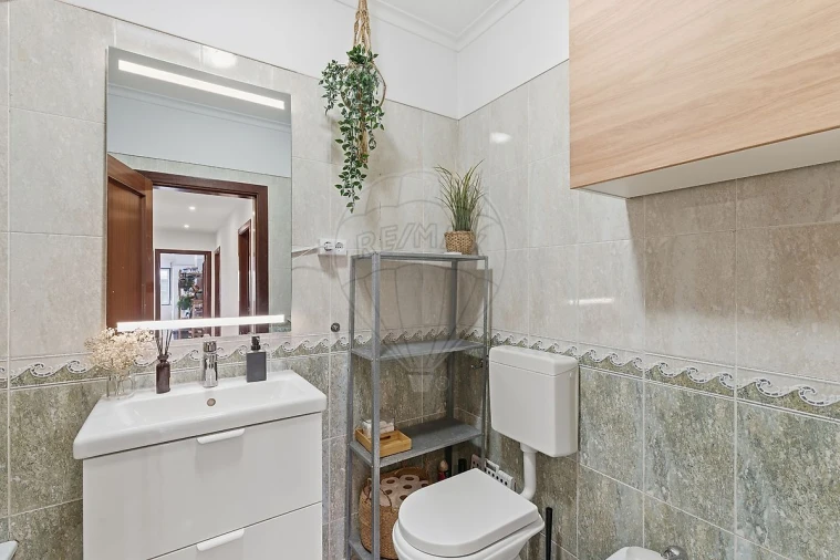 Apartamento T2 para Venda em Cacém e São Marcos Foto 24