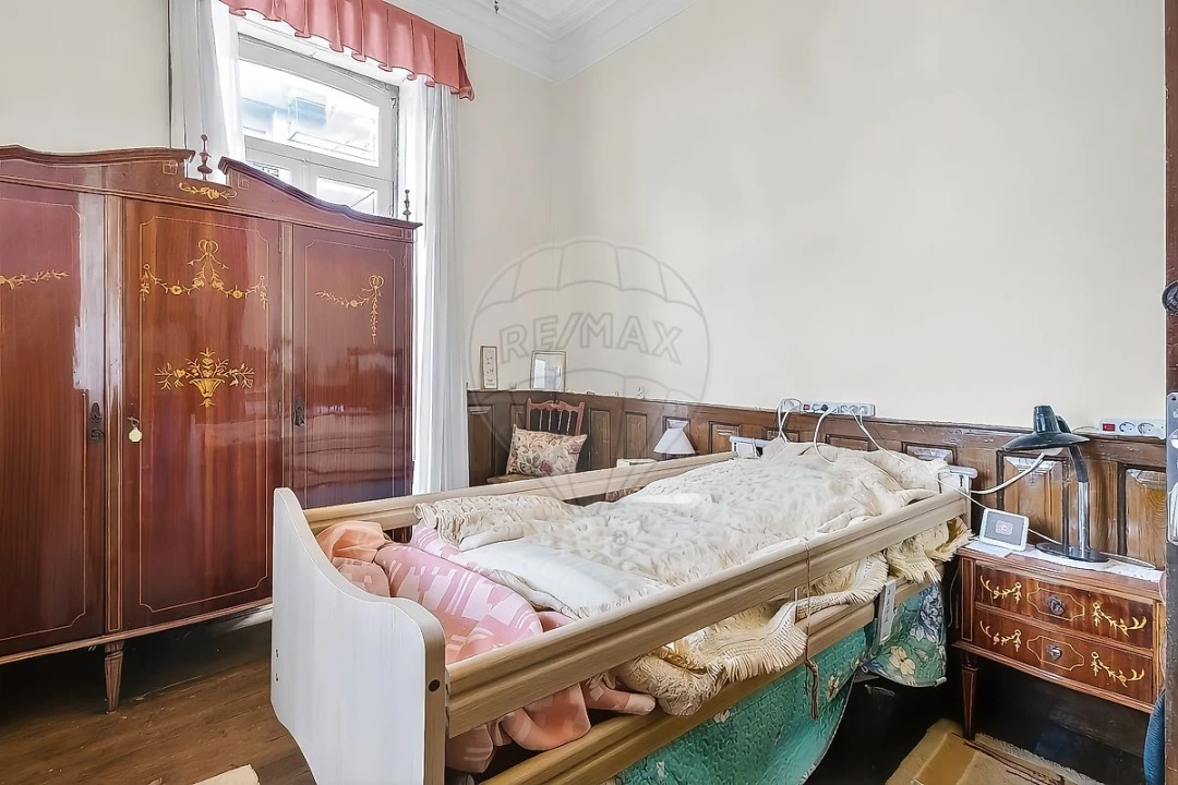 Moradia T4 para Venda em Espinho Foto 18