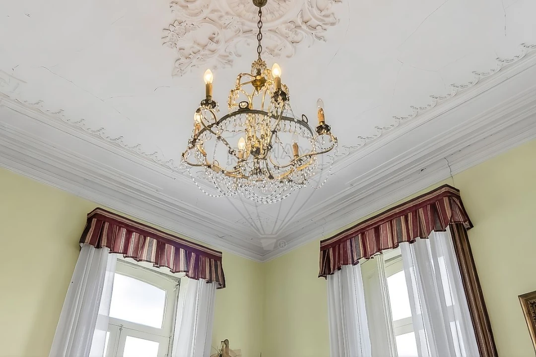 Moradia T4 para Venda em Espinho Foto 27