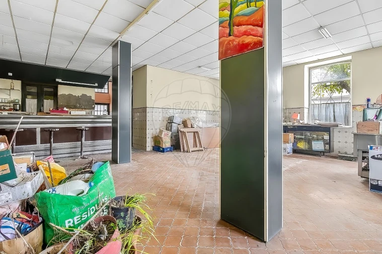 Moradia T4 para Venda em Espinho Foto 30