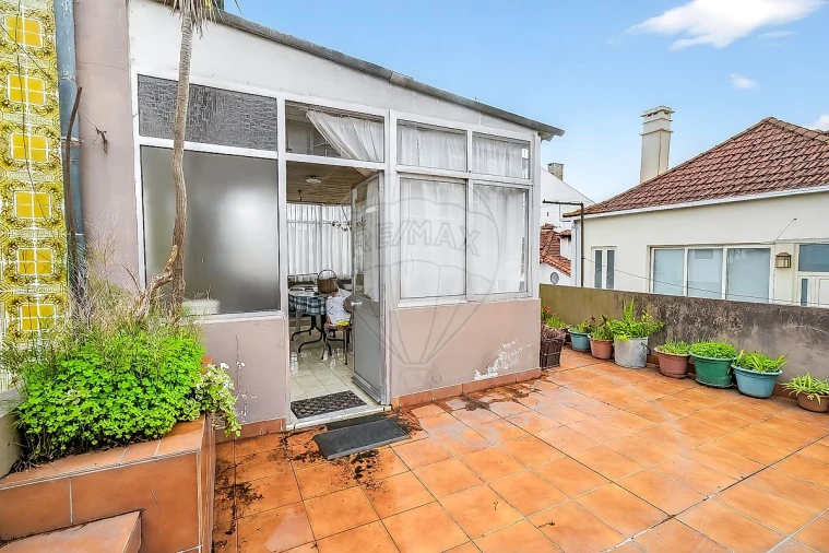 Moradia T4 para Venda em Espinho Foto 9