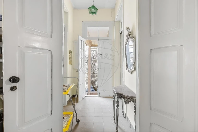 Moradia T4 para Venda em Espinho Foto 22