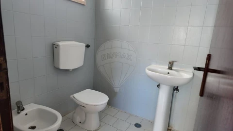 Apartamento T3 para Venda em Seixal, Arrentela e Aldeia de Paio Pires