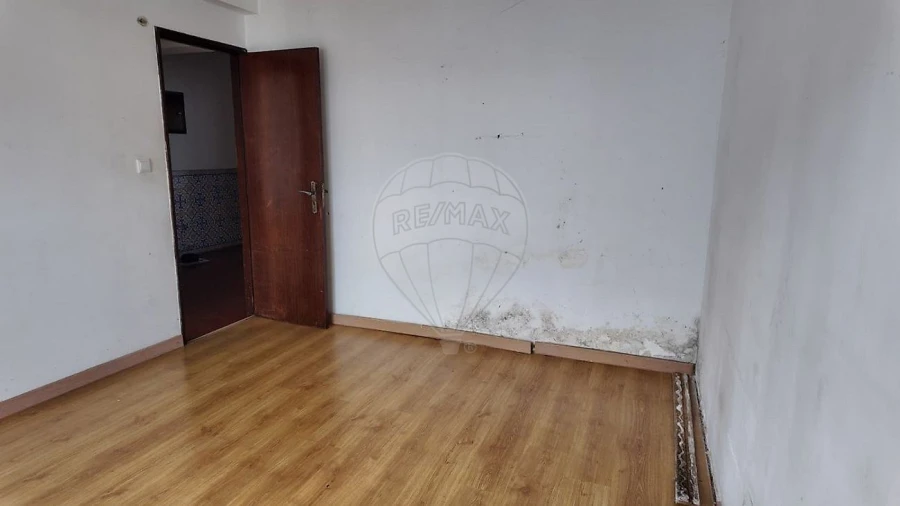 Apartamento T3 para Venda em Seixal, Arrentela e Aldeia de Paio Pires Foto 9