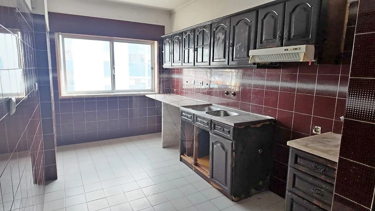 Apartamento T3 para Venda em Seixal, Arrentela e Aldeia de Paio Pires Foto 12