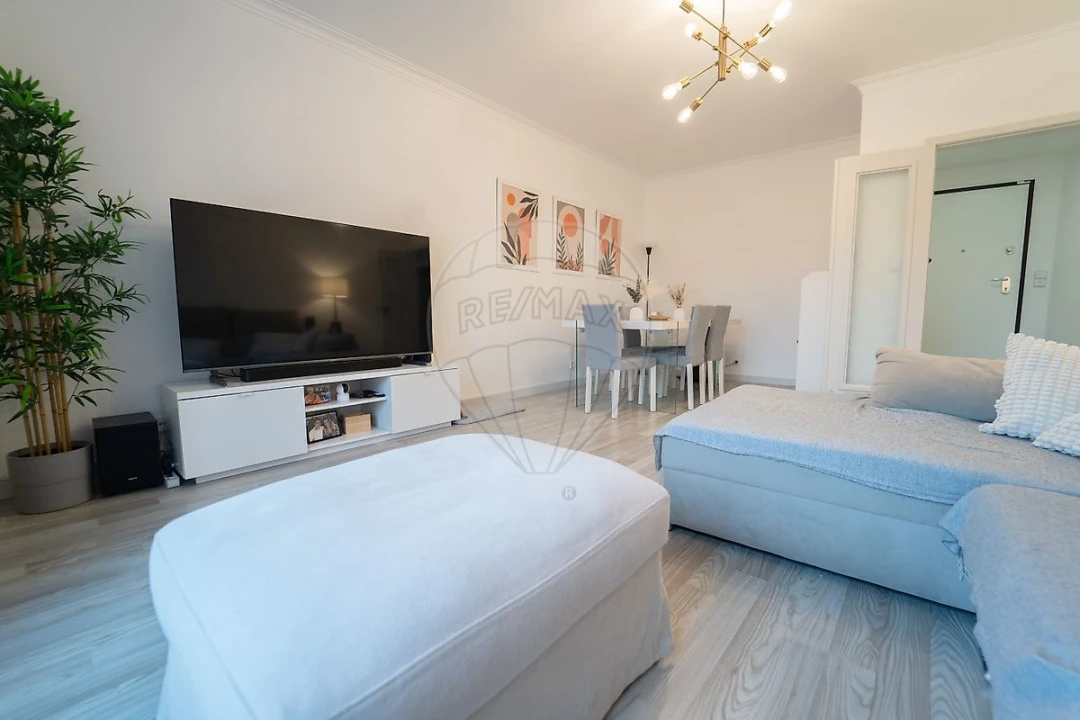 Apartamento T2 para Venda em Cacém e São Marcos Foto 3