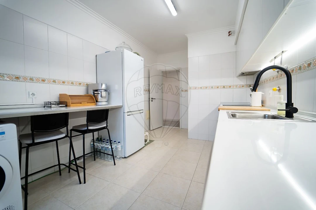 Apartamento T2 para Venda em Cacém e São Marcos Foto 17