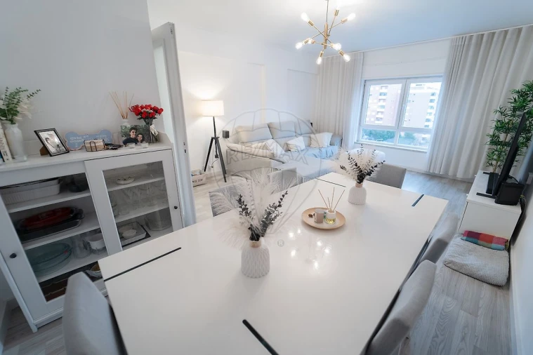 Apartamento T2 para Venda em Cacém e São Marcos Foto 5