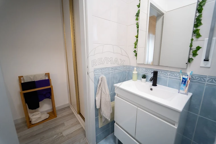 Apartamento T2 para Venda em Cacém e São Marcos Foto 2