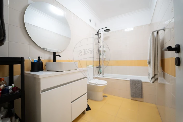 Apartamento T2 para Venda em Cacém e São Marcos Foto 13