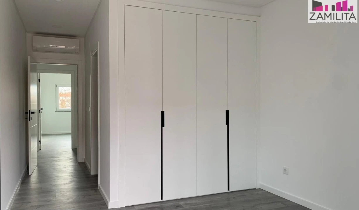 Apartamento T3 para Venda em Seixal, Arrentela e Aldeia de Paio Pires Foto 5