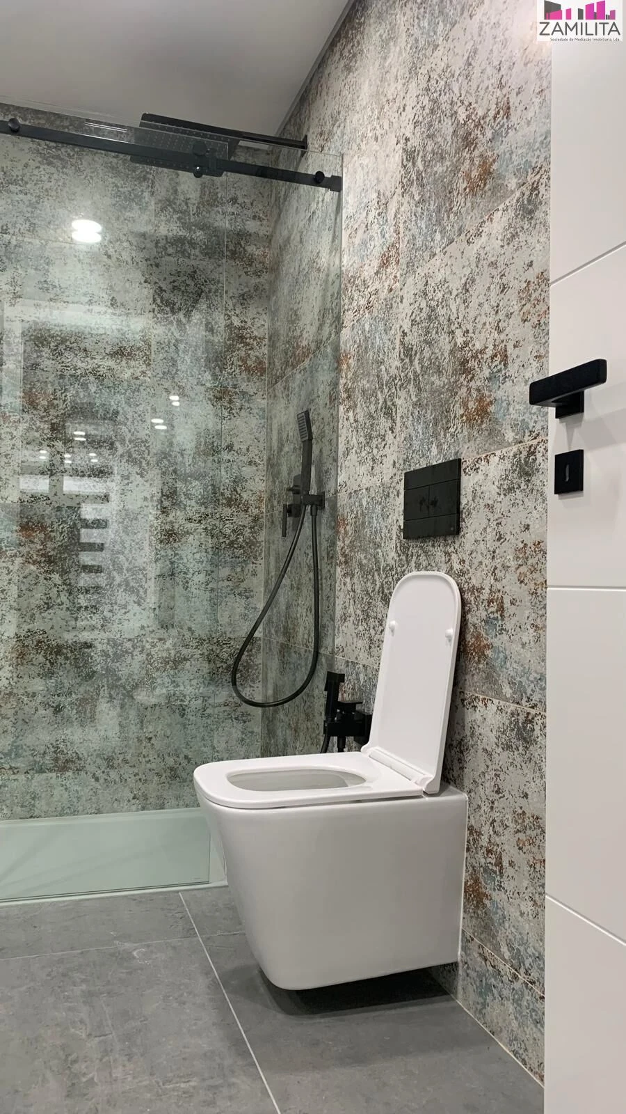 Apartamento T3 para Venda em Seixal, Arrentela e Aldeia de Paio Pires Foto 9