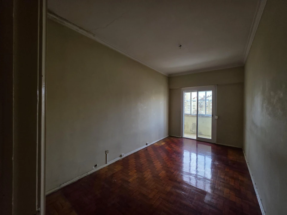 Apartamento T2 para Venda em Benfica Foto 11