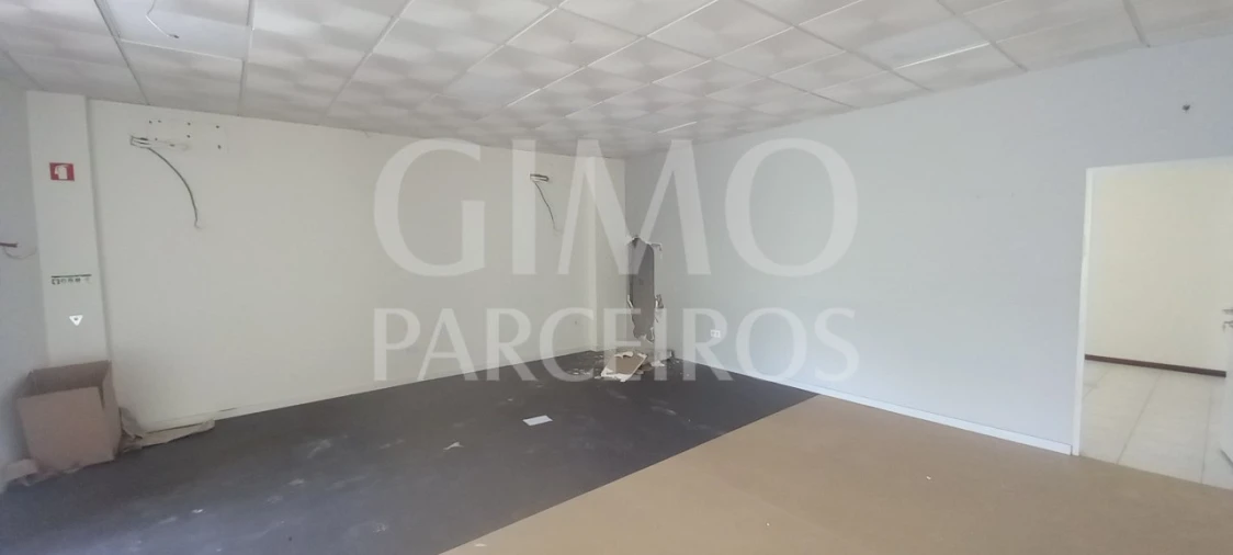 Loja para Venda em Oiã Foto 6