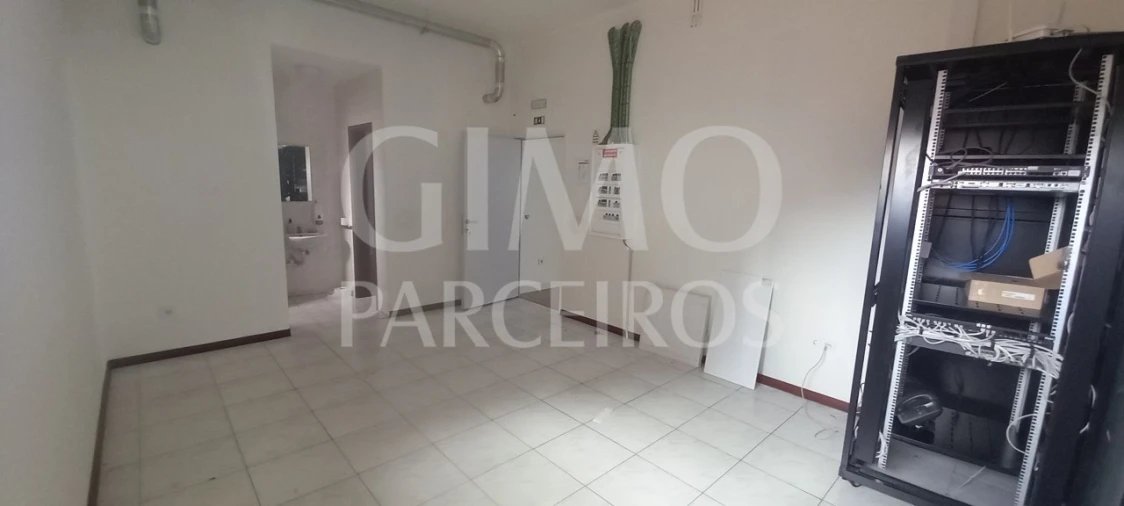 Loja para Venda em Oiã Foto 9