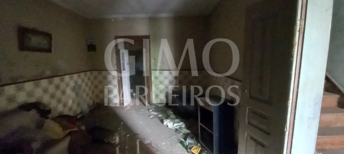 Moradia T3 para Venda em Oiã Foto 5