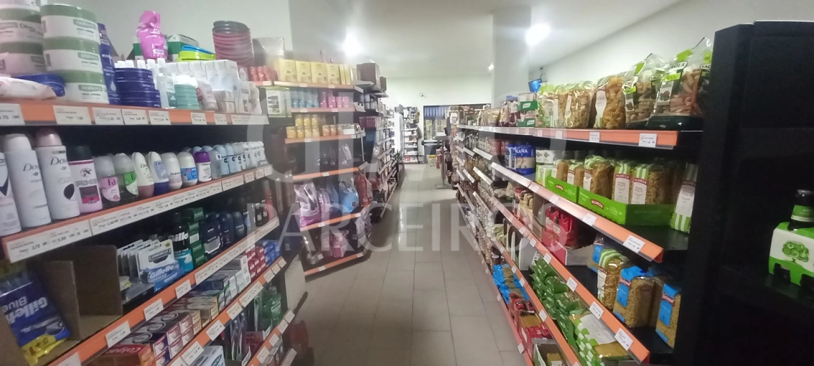 Negócio para Venda em Tamengos, Aguim e Óis do Bairro Foto 8