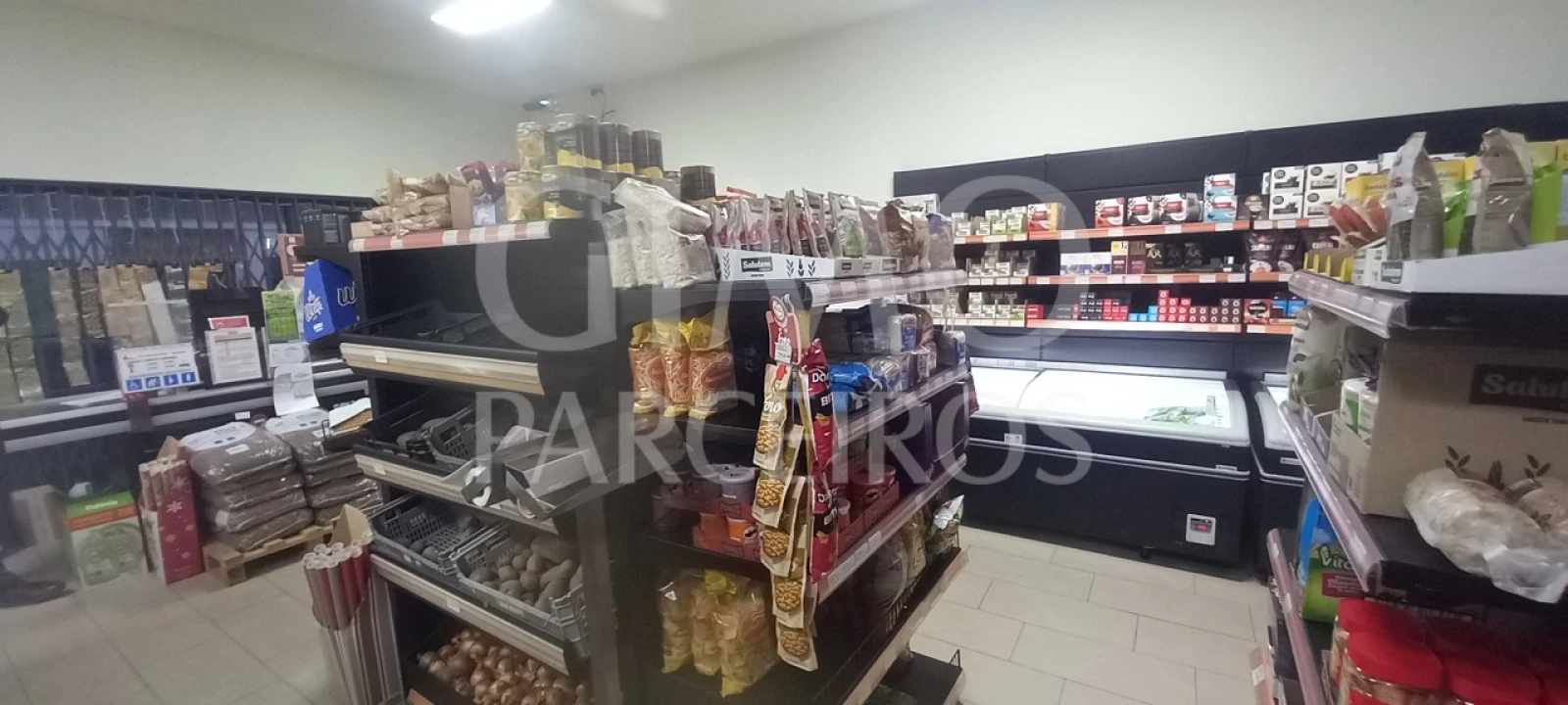 Negócio para Venda em Tamengos, Aguim e Óis do Bairro Foto 10