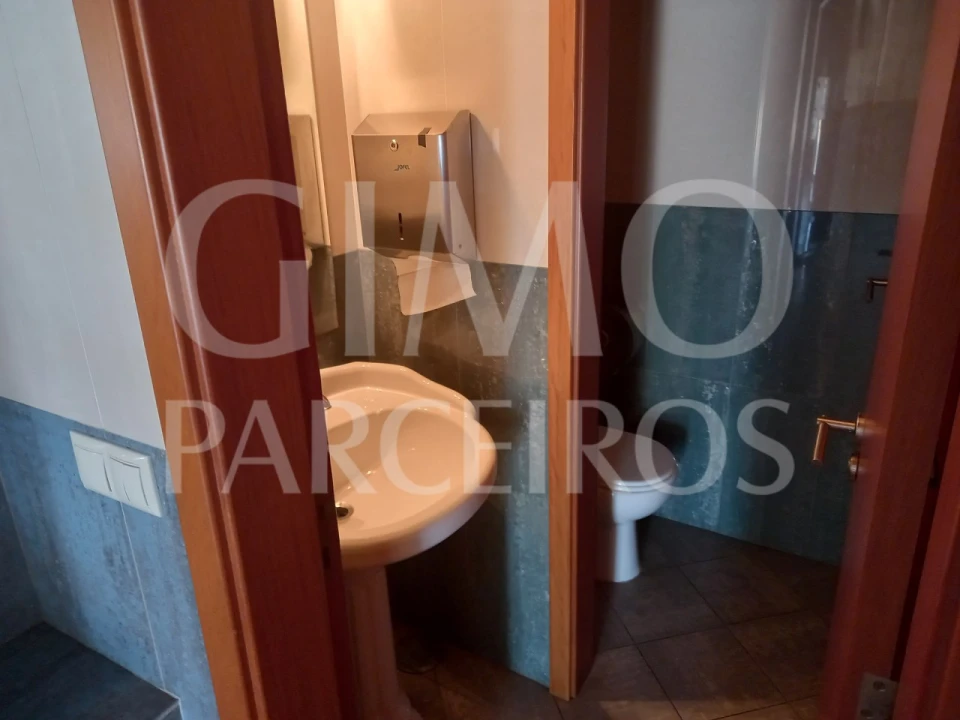 Negócio para Venda em Bustos, Troviscal e Mamarrosa Foto 19