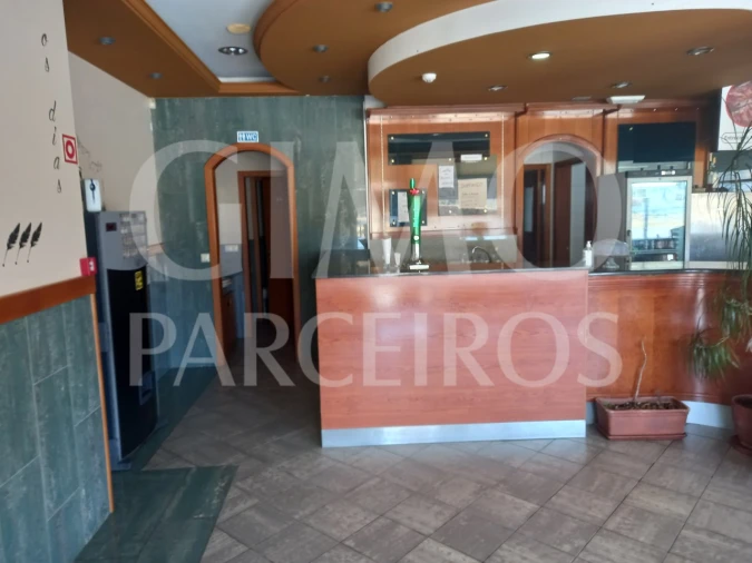 Negócio para Venda em Bustos, Troviscal e Mamarrosa