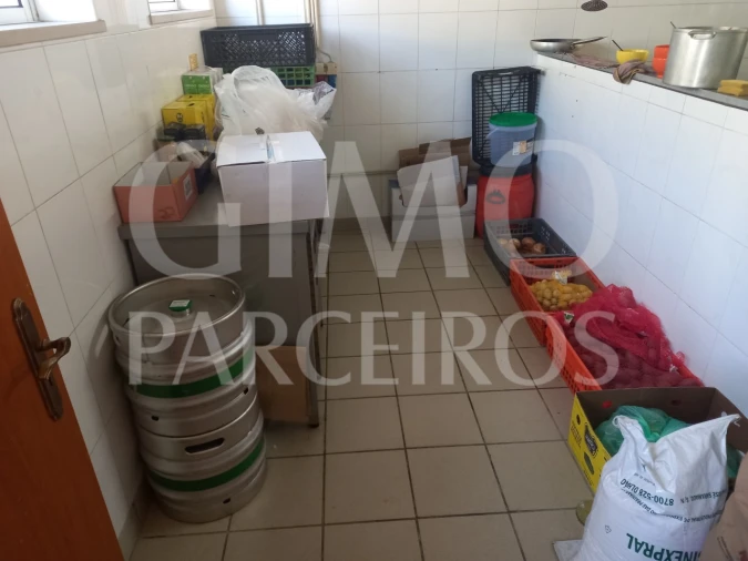 Negócio para Venda em Bustos, Troviscal e Mamarrosa Foto 9