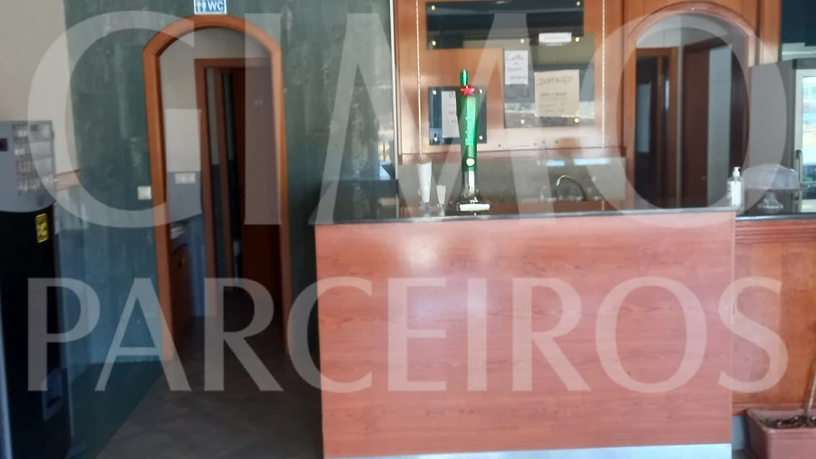 Negócio para Venda em Bustos, Troviscal e Mamarrosa
