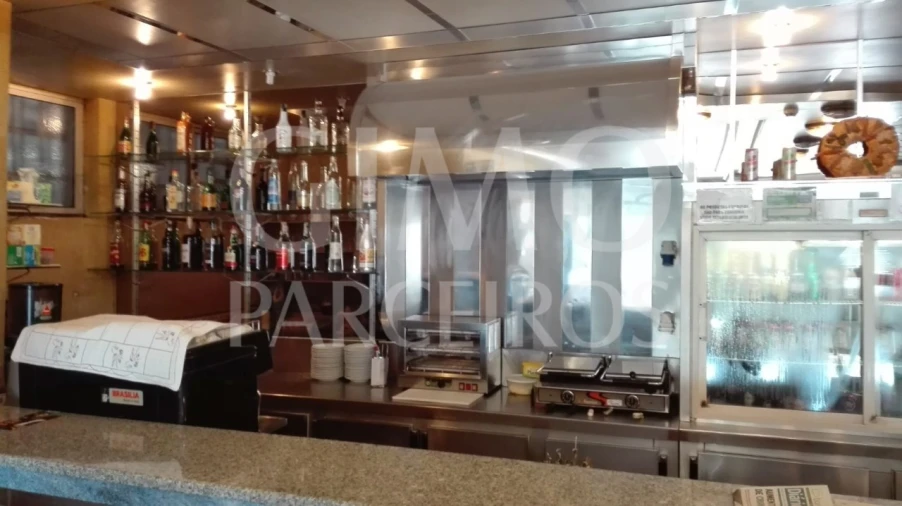 Negócio para Venda em Gafanha da Encarnação Foto 1