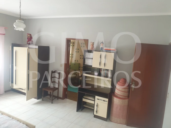 Moradia T6 para Venda em Fermentelos Foto 16