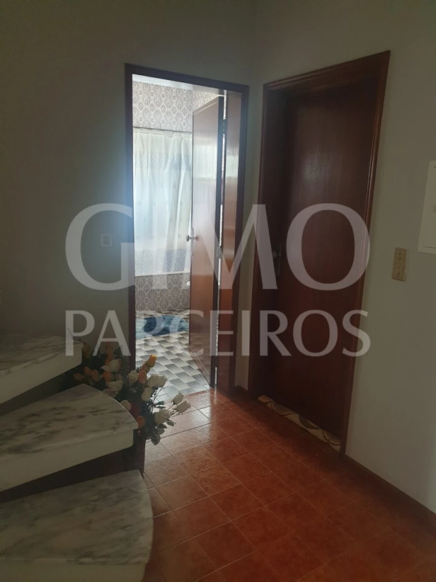 Moradia T6 para Venda em Fermentelos Foto 21