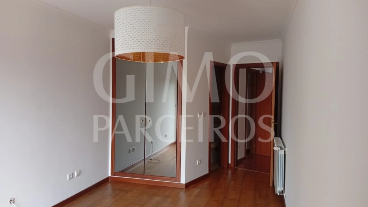 Apartamento T2 para Venda em Oliveira do Bairro Foto 11