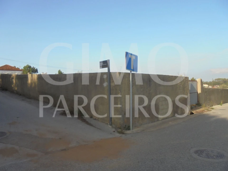 Terreno para Venda em Barrô e Aguada de Baixo Foto 9