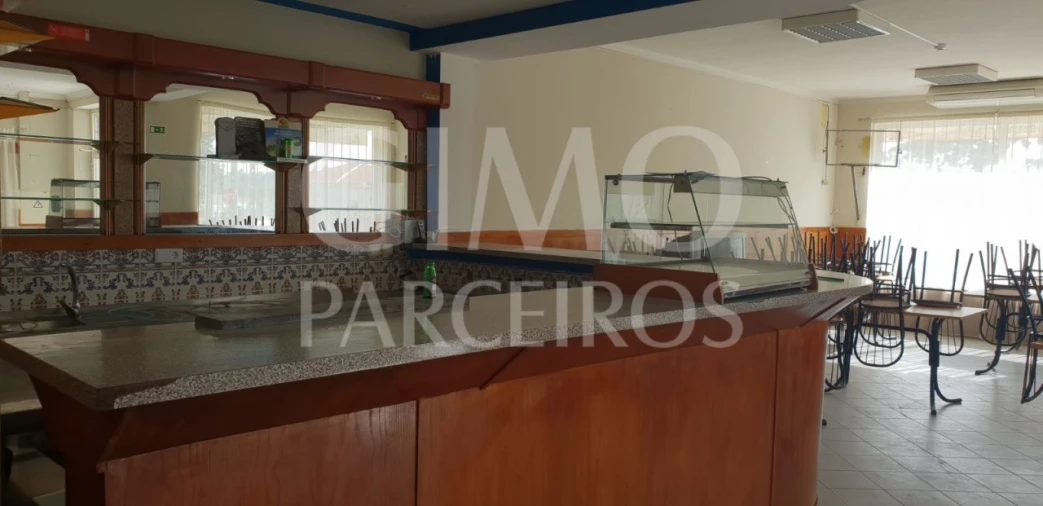 Negócio para Venda em Fermentelos Foto 4