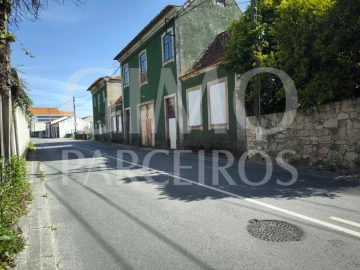 Moradia T4 para Venda em Oliveirinha