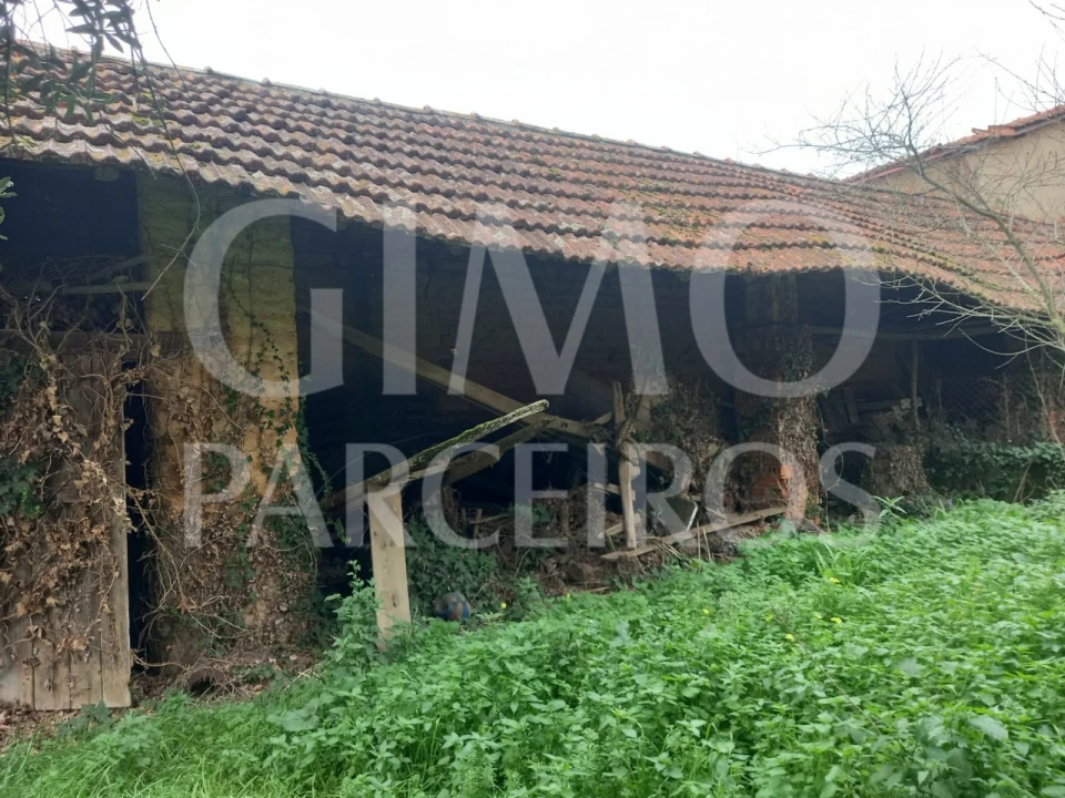 Moradia T3 para Venda em Oiã Foto 21