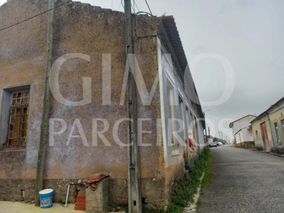 Moradia T3 para Venda em Oiã Foto 28