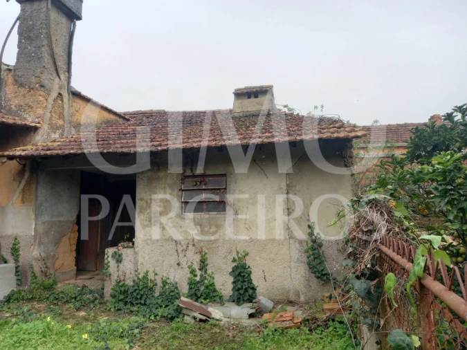 Moradia T3 para Venda em Oiã Foto 16