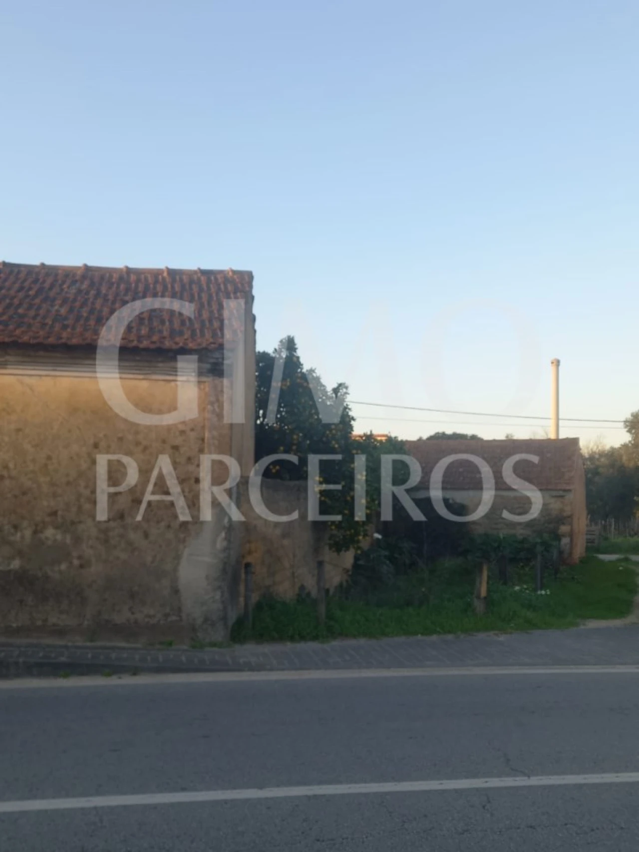 Moradia T2 para Venda em Oiã Foto 1