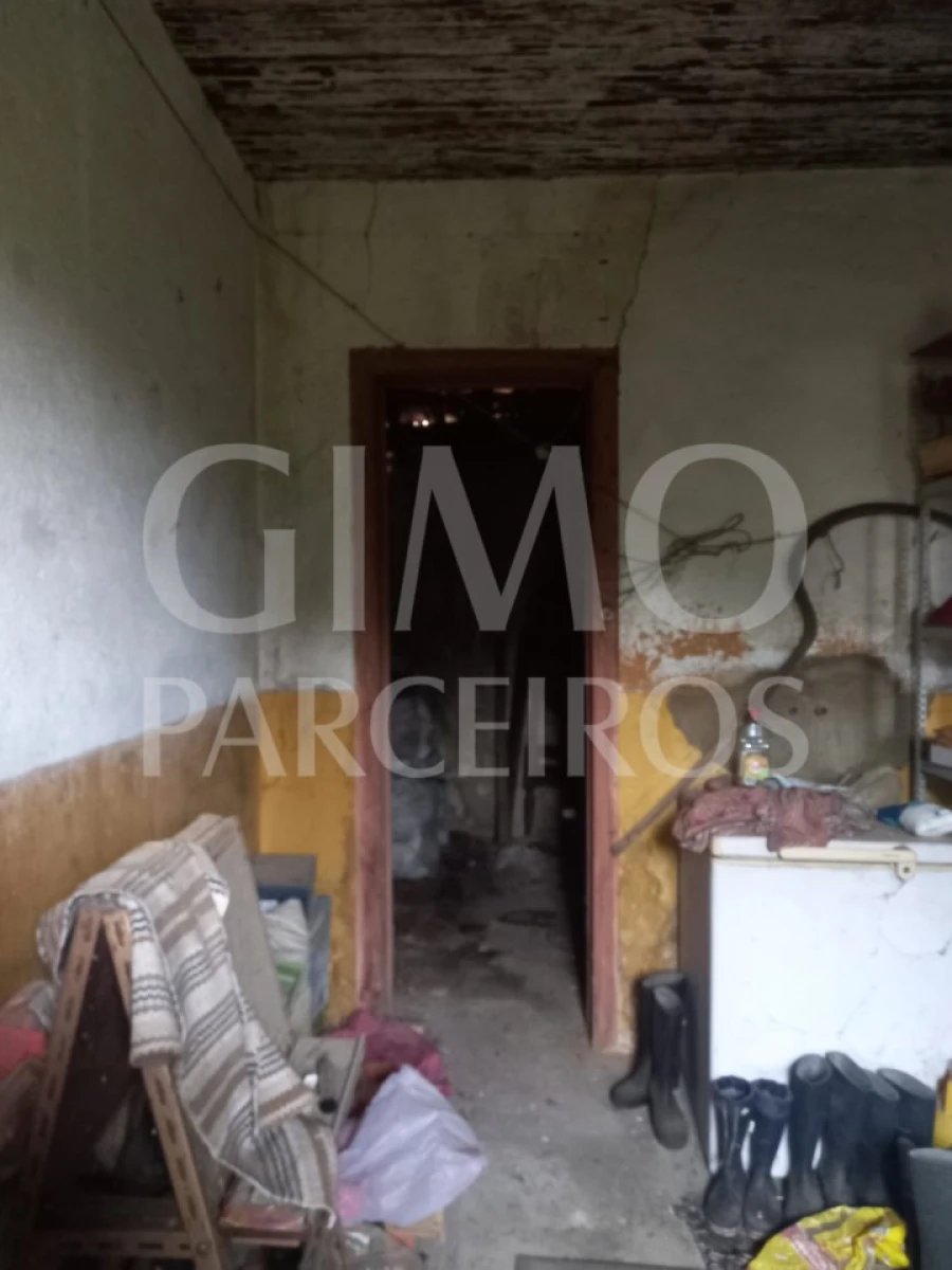 Moradia T2 para Venda em Oiã Foto 10