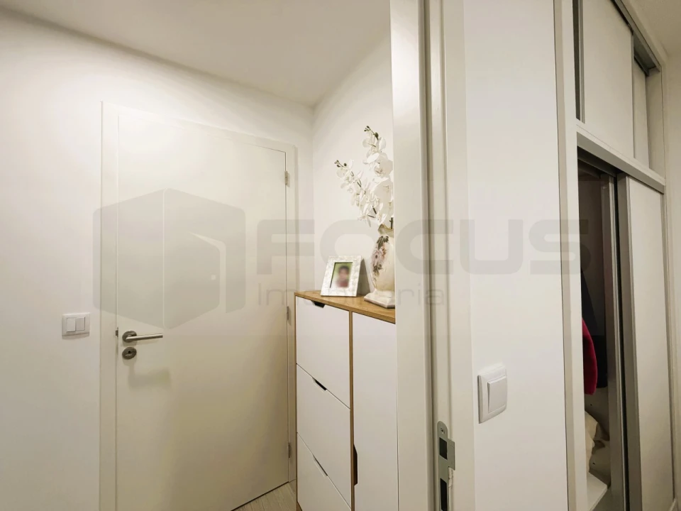 Apartamento T1 para Arrendamento em Aradas Foto 10