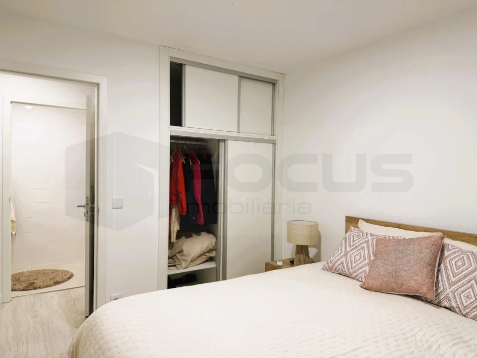Apartamento T1 para Arrendamento em Aradas Foto 11