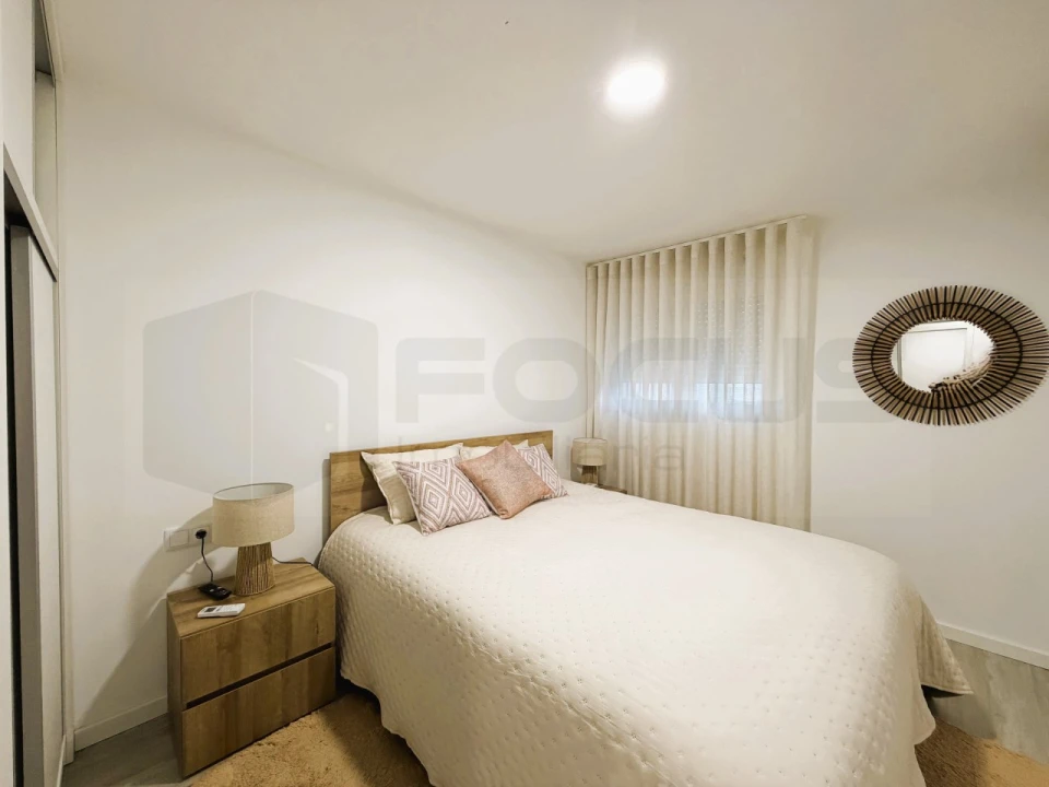 Apartamento T1 para Arrendamento em Aradas Foto 12