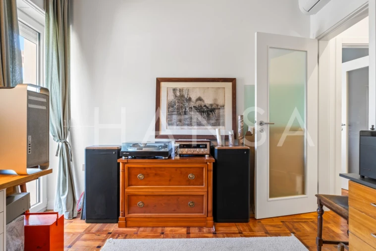 Apartamento T4 para Venda em Carcavelos e Parede Foto 24