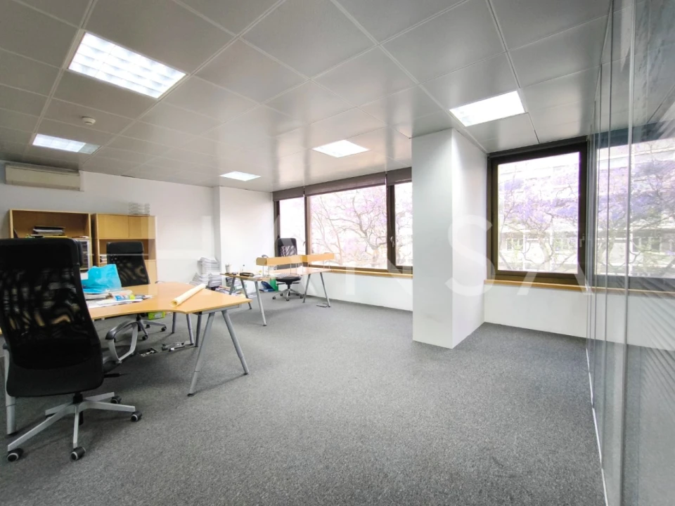 Escritório para Arrendamento em Avenidas Novas Foto 11