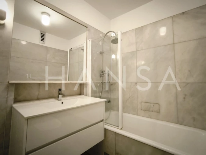 Apartamento T4 para Arrendamento em Santo António Foto 17